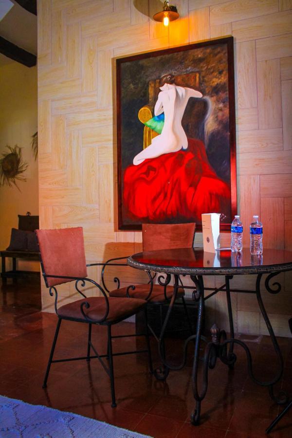 Casa Aluxes Hotel Valladolid  Buitenkant foto
