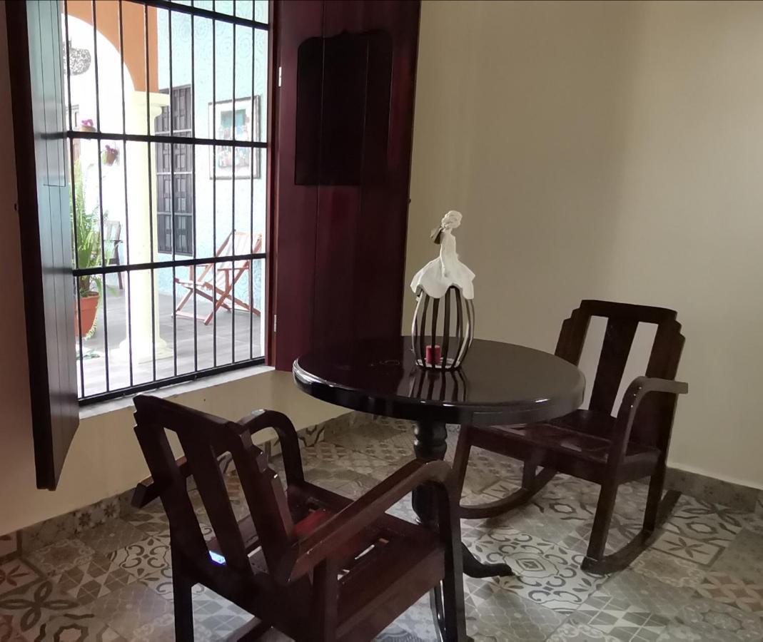 Casa Aluxes Hotel Valladolid  Buitenkant foto