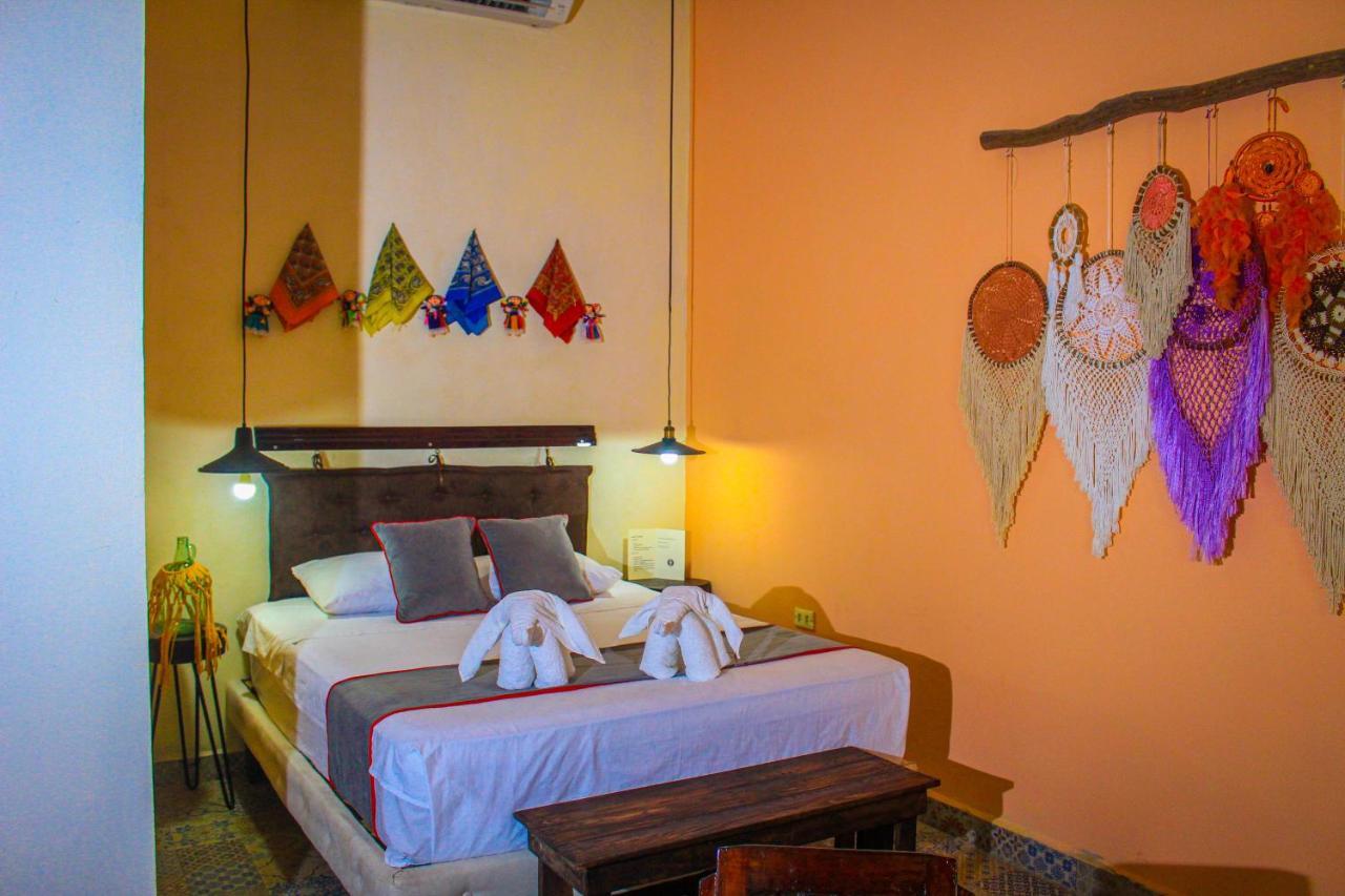 Casa Aluxes Hotel Valladolid  Buitenkant foto